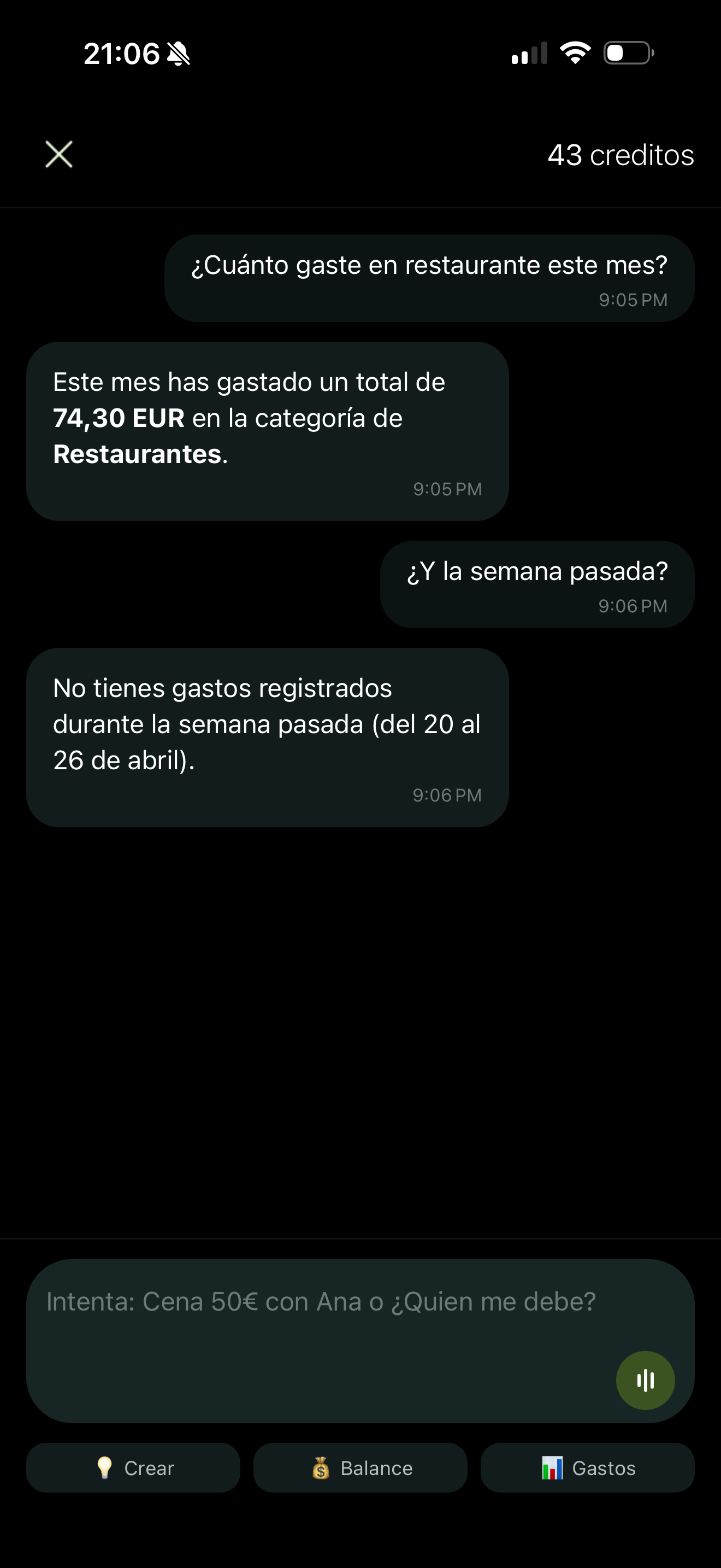 Pantalla de Splittier consultando finanzas mediante chat con IA